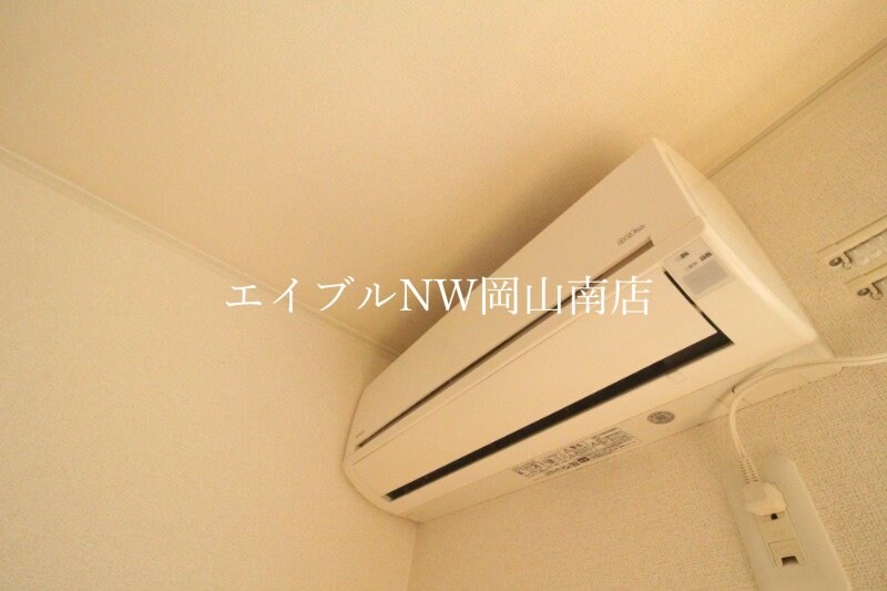  岡山市電清輝橋線<岡山電気軌道>/清輝橋駅 徒歩35分 1階 築17年