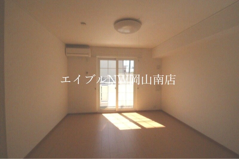  岡山市電清輝橋線<岡山電気軌道>/清輝橋駅 徒歩35分 1階 築17年