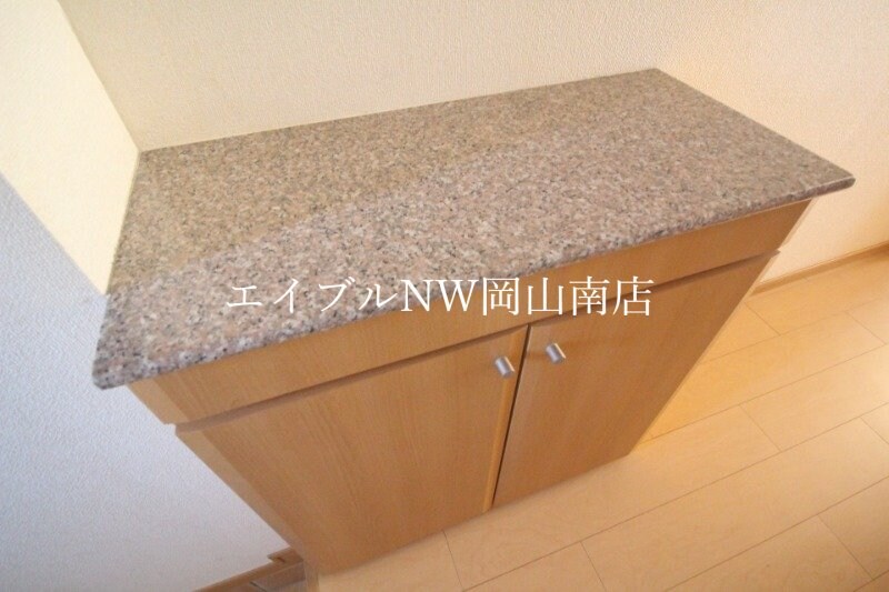  岡山市電清輝橋線<岡山電気軌道>/清輝橋駅 徒歩35分 1階 築17年