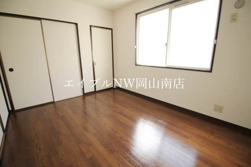  岡山市電清輝橋線<岡山電気軌道>/清輝橋駅 徒歩39分 1階 築33年