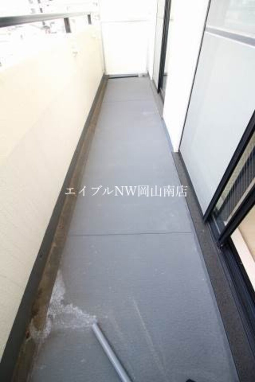 バルコニー 山陽本線（中国）/岡山駅 徒歩23分 3階 築34年