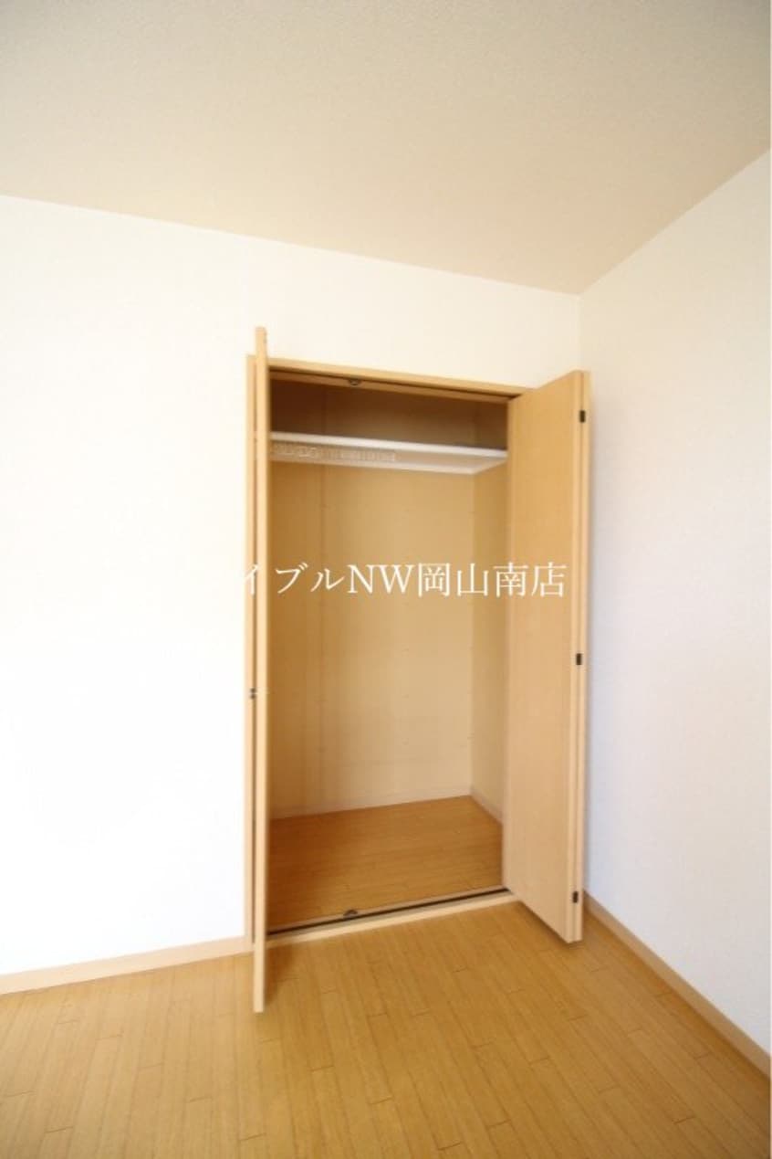  岡山市電清輝橋線<岡山電気軌道>/清輝橋駅 徒歩27分 2階 築21年