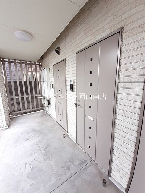  岡山市電清輝橋線<岡山電気軌道>/清輝橋駅 徒歩53分 1階 築12年