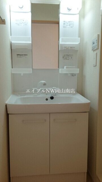  岡山市電清輝橋線<岡山電気軌道>/清輝橋駅 徒歩53分 1階 築12年