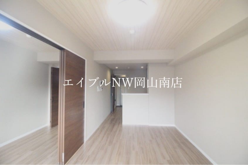  山陽本線（中国）/岡山駅 バス40分岡電バス・新福・岡山交通本社前下車:停歩5分 4階 1年未満