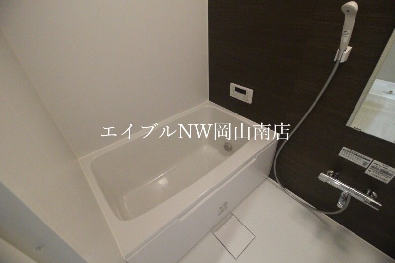  山陽本線（中国）/岡山駅 バス40分岡電バス・新福・岡山交通本社前下車:停歩5分 5階 1年未満