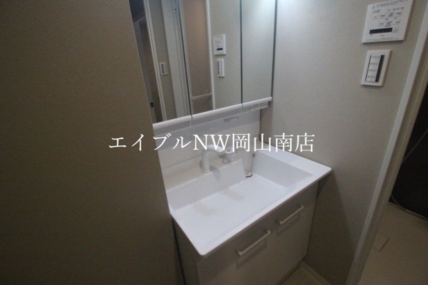  山陽本線（中国）/岡山駅 バス40分岡電バス・新福・岡山交通本社前下車:停歩5分 6階 1年未満