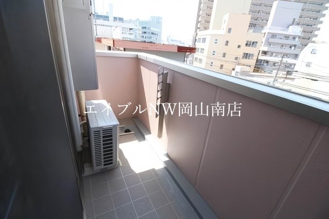  岡山市電清輝橋線<岡山電気軌道>/清輝橋駅 徒歩10分 2階 築10年