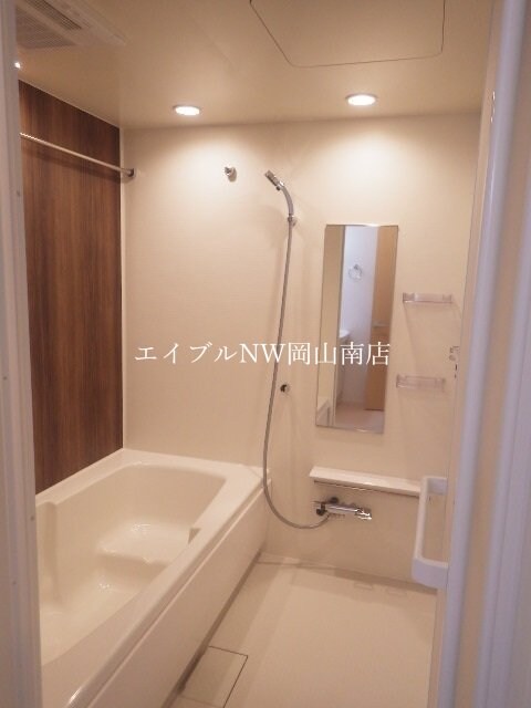  宇野線<宇野みなと線>/彦崎駅 徒歩11分 2階 築4年