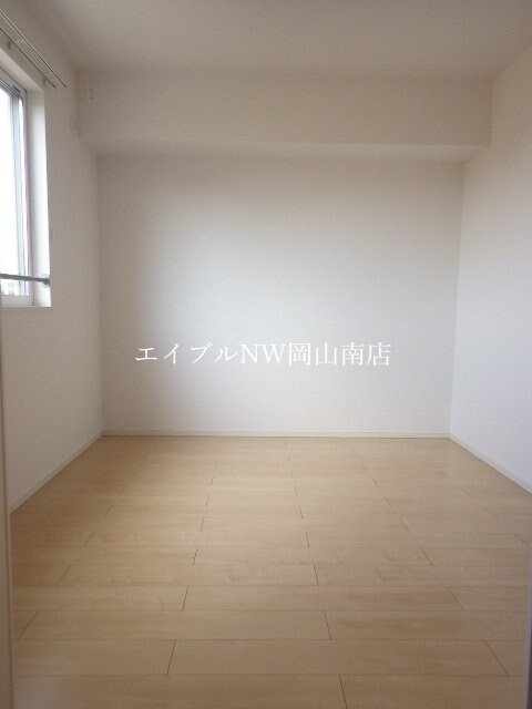  宇野線<宇野みなと線>/彦崎駅 徒歩11分 2階 築4年