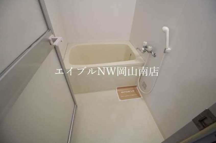  宇野線<宇野みなと線>/備前西市駅 徒歩70分 3階 築29年
