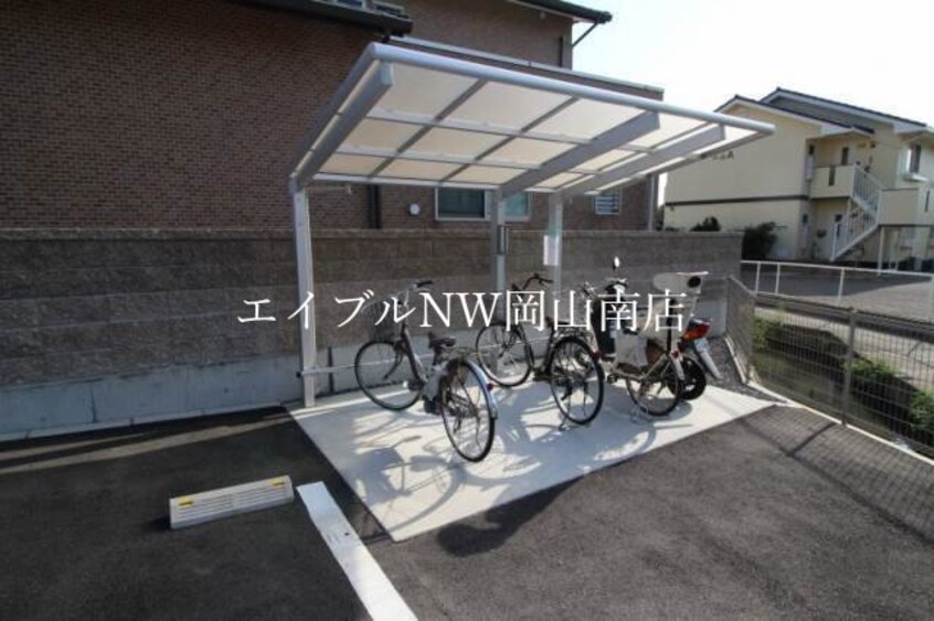  岡山市電東山本線<岡山電気軌道>/東山・おかでんミュージアム駅 徒歩62分 1階 築9年