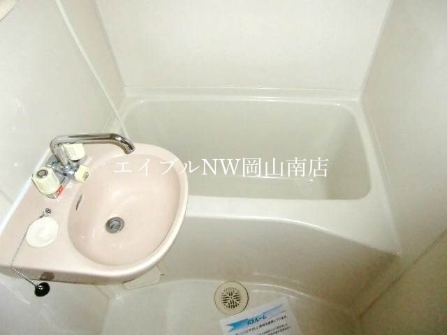  宇野線<宇野みなと線>/備前西市駅 徒歩11分 5階 築30年