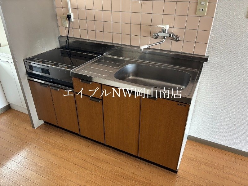  岡山市電清輝橋線<岡山電気軌道>/東中央町駅 徒歩16分 3階 築30年