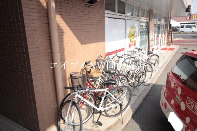 岡山市電清輝橋線<岡山電気軌道>/東中央町駅 徒歩16分 3階 築30年