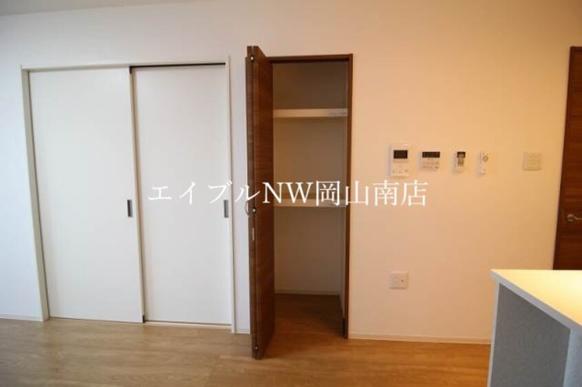  岡山市電清輝橋線<岡山電気軌道>/清輝橋駅 徒歩1分 1階 築9年