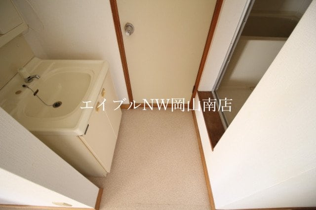  宇野線<宇野みなと線>/備前西市駅 徒歩72分 2階 築35年