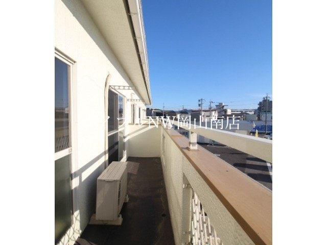  宇野線<宇野みなと線>/備前西市駅 徒歩72分 2階 築35年