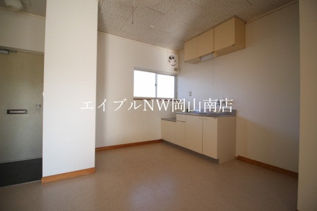  宇野線<宇野みなと線>/備前西市駅 徒歩72分 2階 築35年