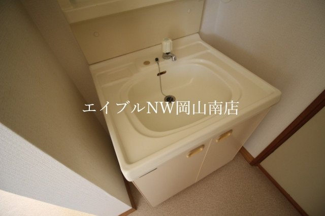  宇野線<宇野みなと線>/備前西市駅 徒歩72分 2階 築35年