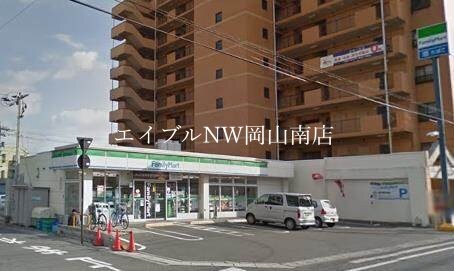 ファミリーマート野田一丁目店(コンビニ)まで165m 宇野線<宇野みなと線>/大元駅 徒歩13分 1階 築14年