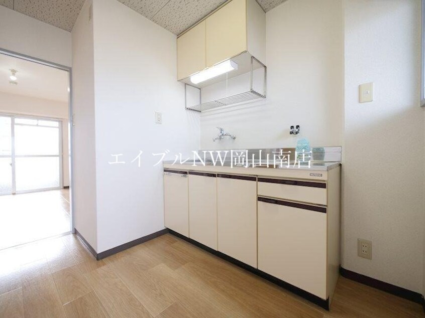  宇野線<宇野みなと線>/備前西市駅 徒歩41分 2階 築28年