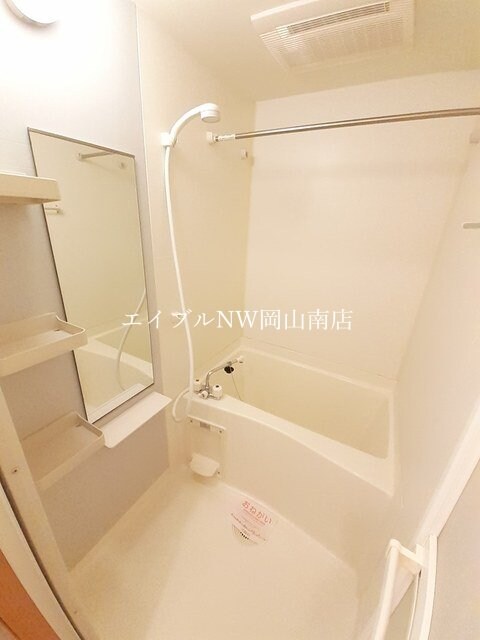  岡山市電清輝橋線<岡山電気軌道>/清輝橋駅 徒歩28分 2階 築20年