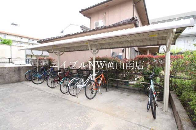  岡山市電清輝橋線<岡山電気軌道>/清輝橋駅 徒歩28分 2階 築20年