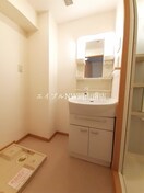  岡山市電清輝橋線<岡山電気軌道>/清輝橋駅 徒歩28分 2階 築20年