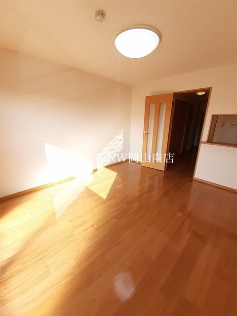  岡山市電清輝橋線<岡山電気軌道>/清輝橋駅 徒歩28分 2階 築20年