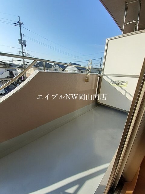  岡山市電清輝橋線<岡山電気軌道>/清輝橋駅 徒歩28分 2階 築20年