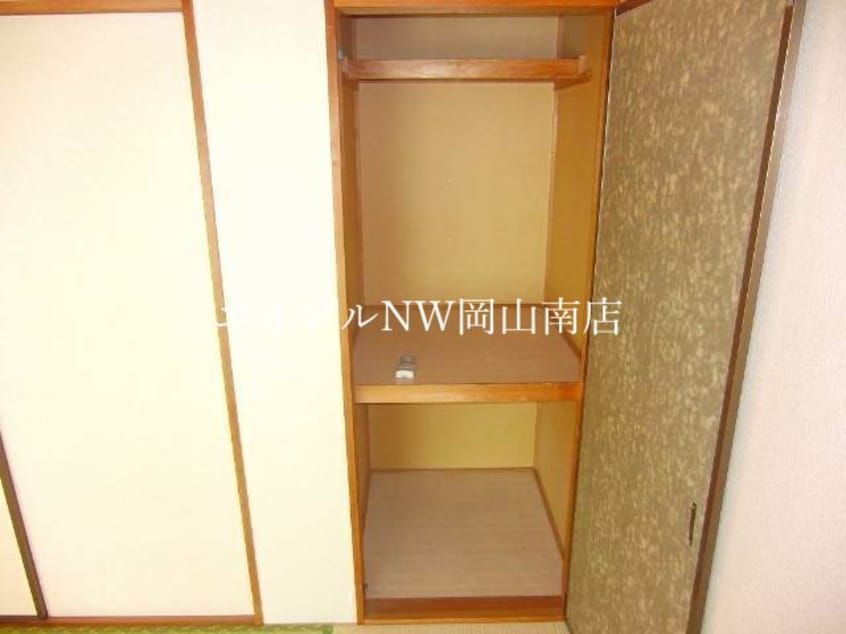 収納 山陽本線（中国）/岡山駅 バス30分バス・大東下車:停歩5分 2階 築35年