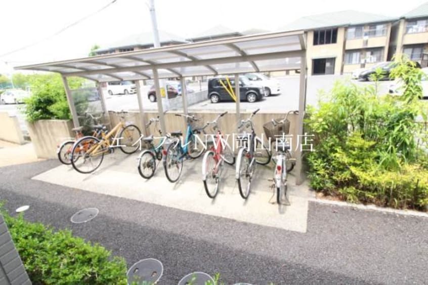  岡山市電清輝橋線<岡山電気軌道>/清輝橋駅 徒歩62分 2階 築17年