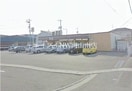 セブンイレブン岡山新保店(コンビニ)まで138m 宇野線<宇野みなと線>/大元駅 徒歩17分 1階 築7年