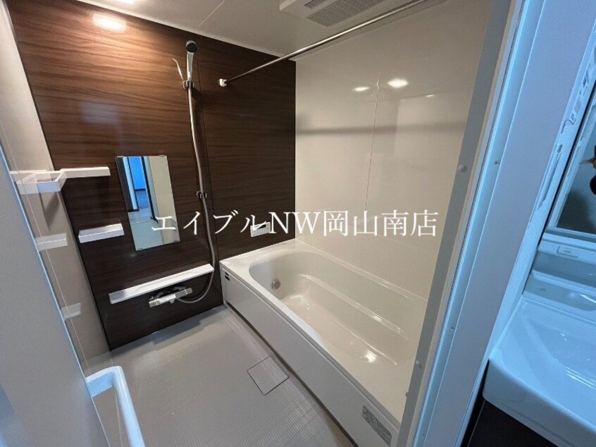  宇野線<宇野みなと線>/備前西市駅 徒歩17分 3階 築1年