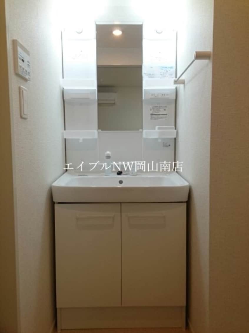  宇野線<宇野みなと線>/備前西市駅 徒歩12分 2階 築6年