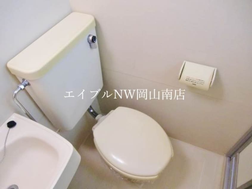  岡山市電清輝橋線<岡山電気軌道>/清輝橋駅 徒歩48分 2階 築34年