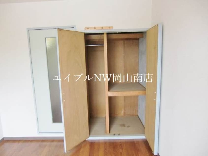  岡山市電清輝橋線<岡山電気軌道>/清輝橋駅 徒歩48分 2階 築34年