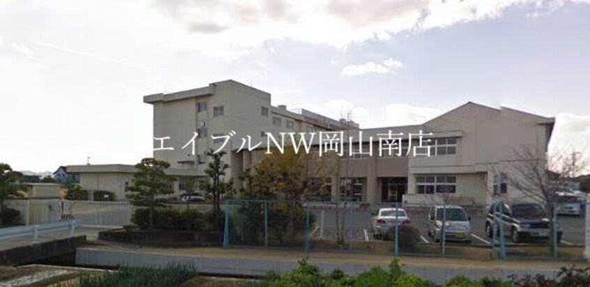 岡山市立東疇小学校(小学校)まで647m 宇野線<宇野みなと線>/妹尾駅 徒歩4分 1階 築20年