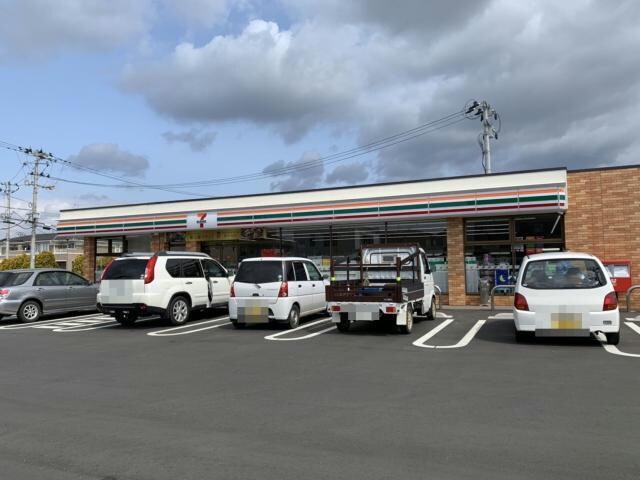 セブンイレブン郡山富田西店(コンビニ)まで915m 東北新幹線（東北地方）/郡山駅 バス25分下富田下車:停歩2分 2階 築32年