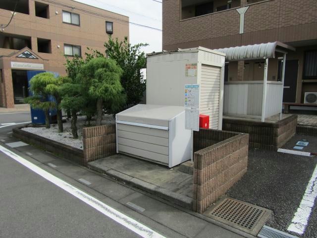  グランディール高坂　32-2162