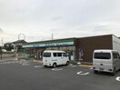 ファミリーマート嵐山むさし台店(コンビニ)まで356m※近くのコンビニ コンフォート・ヴィラ