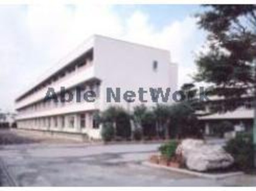 東松山市立東中学校(中学校/中等教育学校)まで1548m リバーサイド山崎