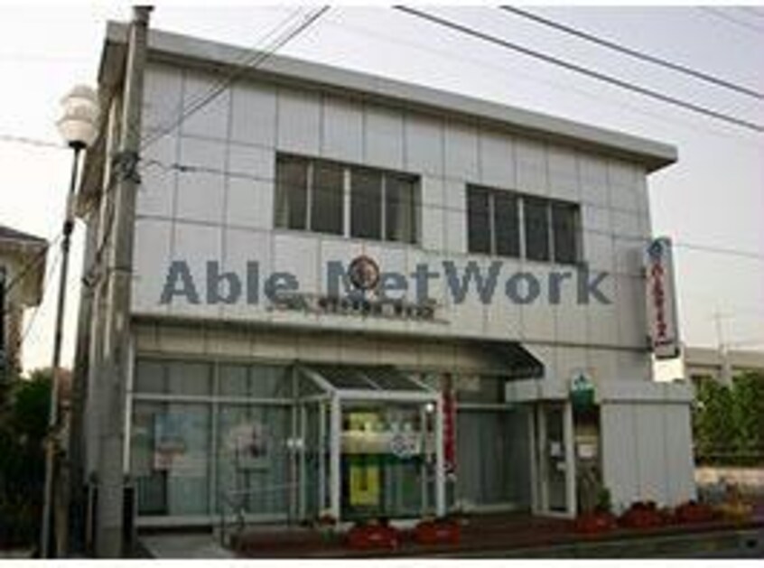 JA埼玉中央菅谷支店(銀行)まで898m シャン・ド・フルール(嵐山町志賀)