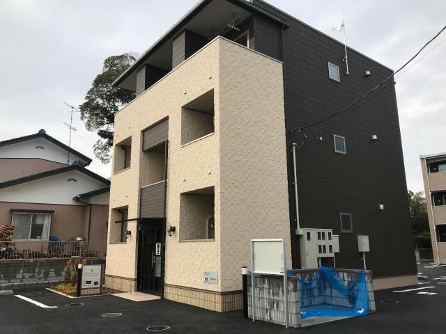  フロント・メゾンm