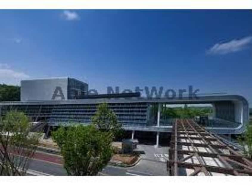 私立大東文化大学東松山キャンパス(大学/短大/専門学校)まで2473m 長島ビル