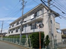 長久保マンション　（坂戸市関間2丁目9-8）の外観