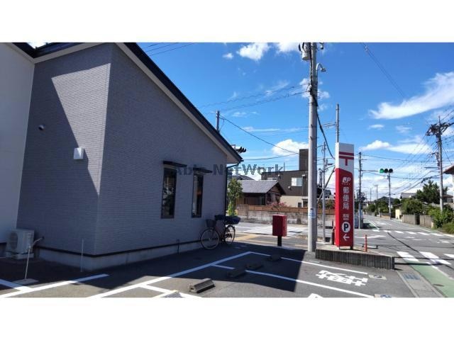 高坂郵便局(郵便局)まで893m カショウビル