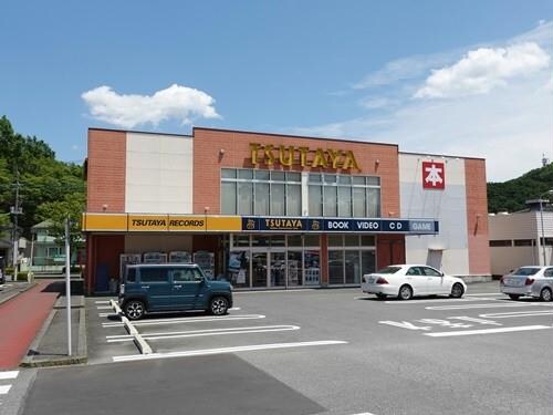 TSUTAYAみどりが丘店(ビデオ/DVD)まで1541m ビレッジハウス小川1号棟