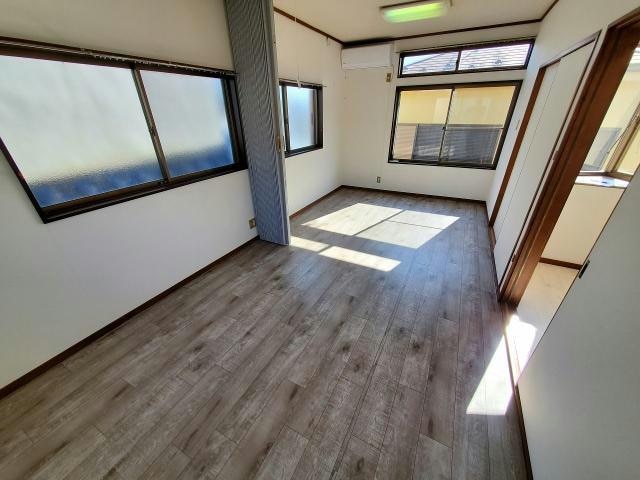  メープル４（吉見町和名46-36）